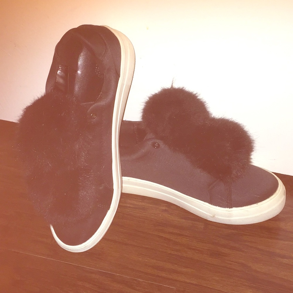 Black/White shoes